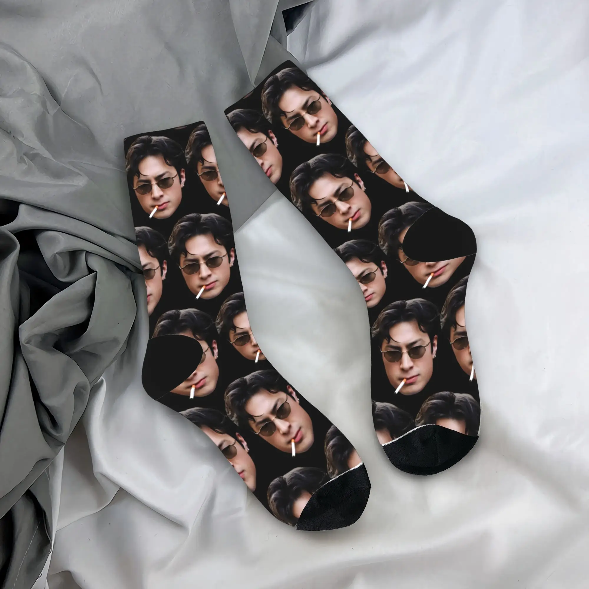 Hudson Williams Big Face Socks  Graphic Stockings Non Slip Men's Socks Soft Autumn Leisure Running Socks
