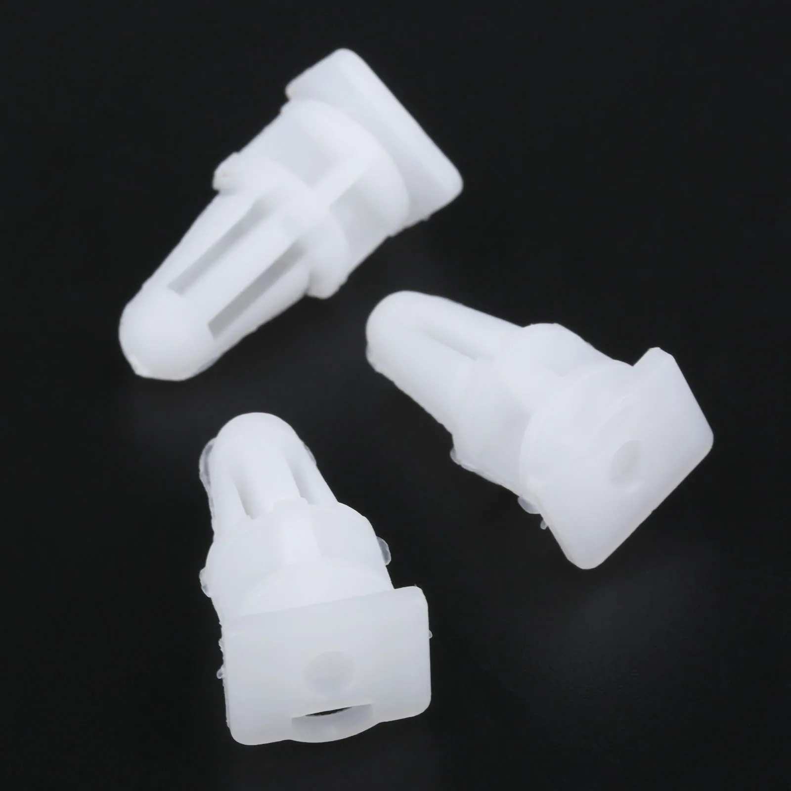 20Pcs 51471840961 Car Door Sill Cover Kick Plate Rivet Clip Retainer Fastener Trim Mounting Clip for for BMW 325 525 750