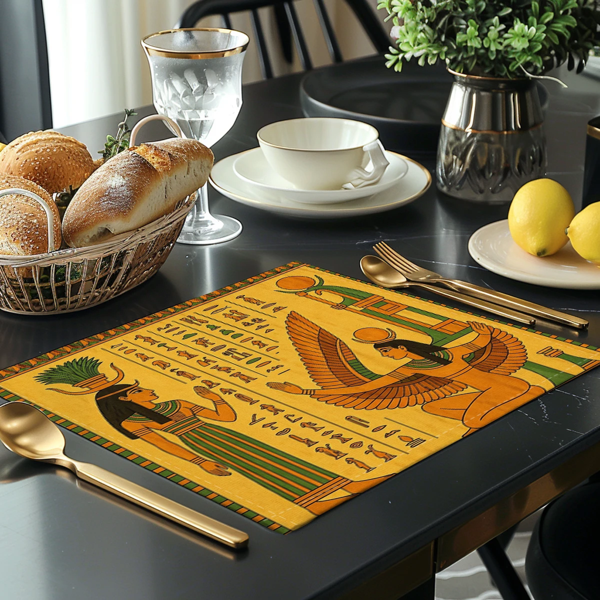 Vintage Egyptian Figure Pattern Polyester Placemats - Set of 4, Decorative Table Mats for Dining Table, Home & Restaurant Use