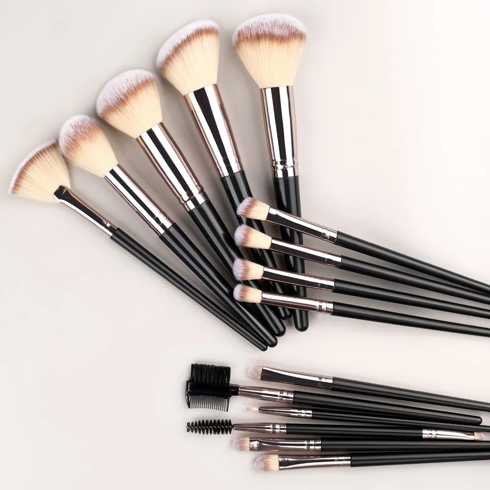 3-20PCS Makeup Brus…