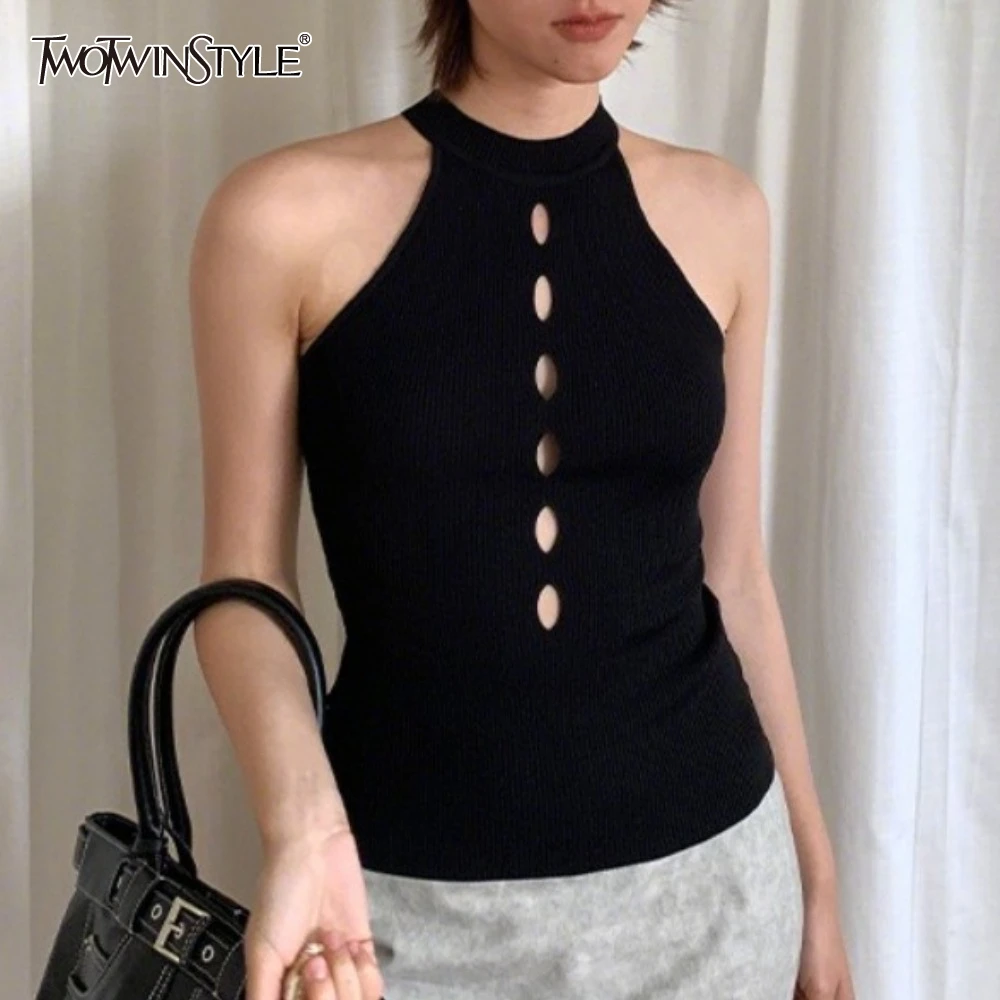 

TWOTWINSTYLE Black Spliced Hollow Up Vest Female O Neck Sleeveless Sexy Party Slimming Women's Vests Summer Style Fashion New