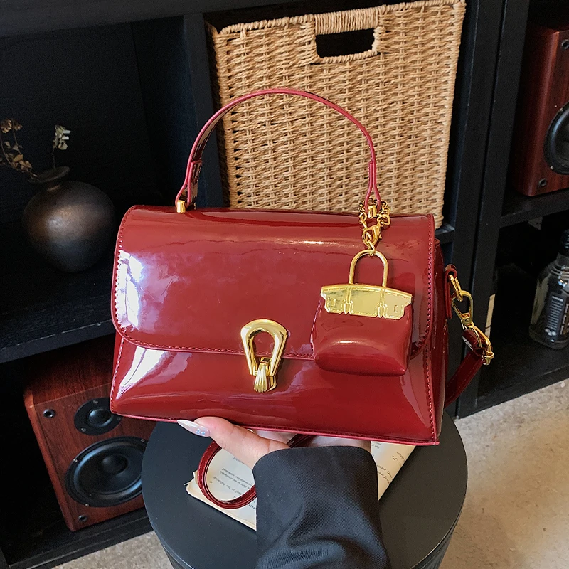 

Black Patent Leather Crossbody Bag Luxury Handbag Small Bag Ladies 2 Set Messenger Bag Fashion Commute Tote Wine Red Party Purse