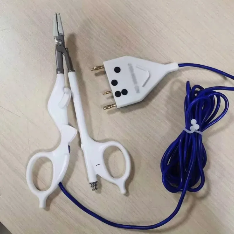 

Taktvoll VS1212 Electric Class II Electro Bipolar Vessel Sealing Scissors for Plastic Surgery CE Certified Beijing 1