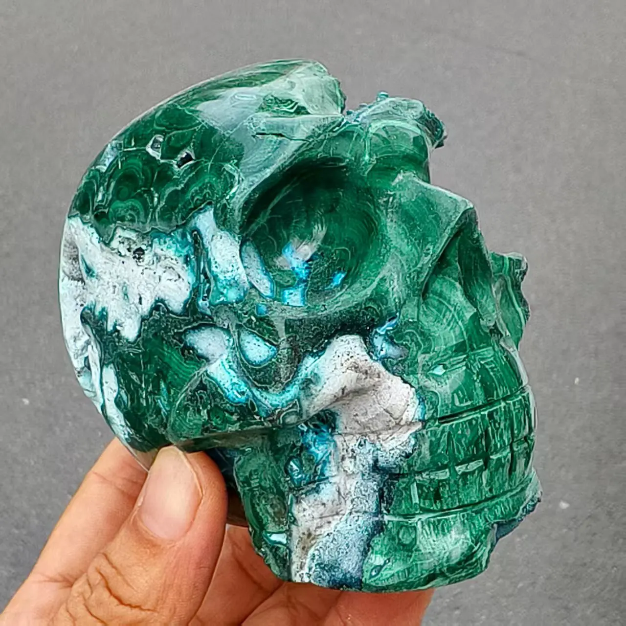 

Natural Formed! Blue Malachite, Skull, Raw Quartz Crystal Ore, Hand-Carved Skull, Mineral, Healing