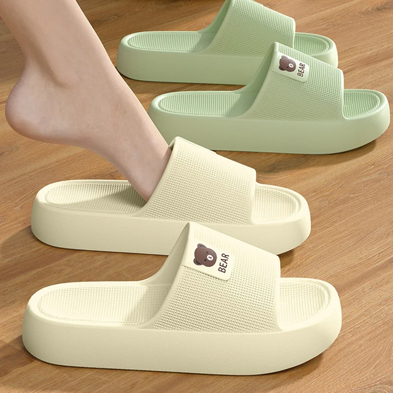 Cute Bear Thick Platform Slippers Women Comfortable Eva Soft Sole Non Slip Home Slides Woman Outdoor Cloud Slippers Couple Shoes view 2
