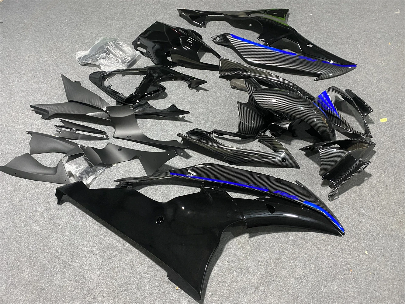 Factory outlet for YAMAHA R6 08 09 10 11 12 13 fairings high grade YZF R6 2008 2009 - 2013 Carbon fiber paint fairing