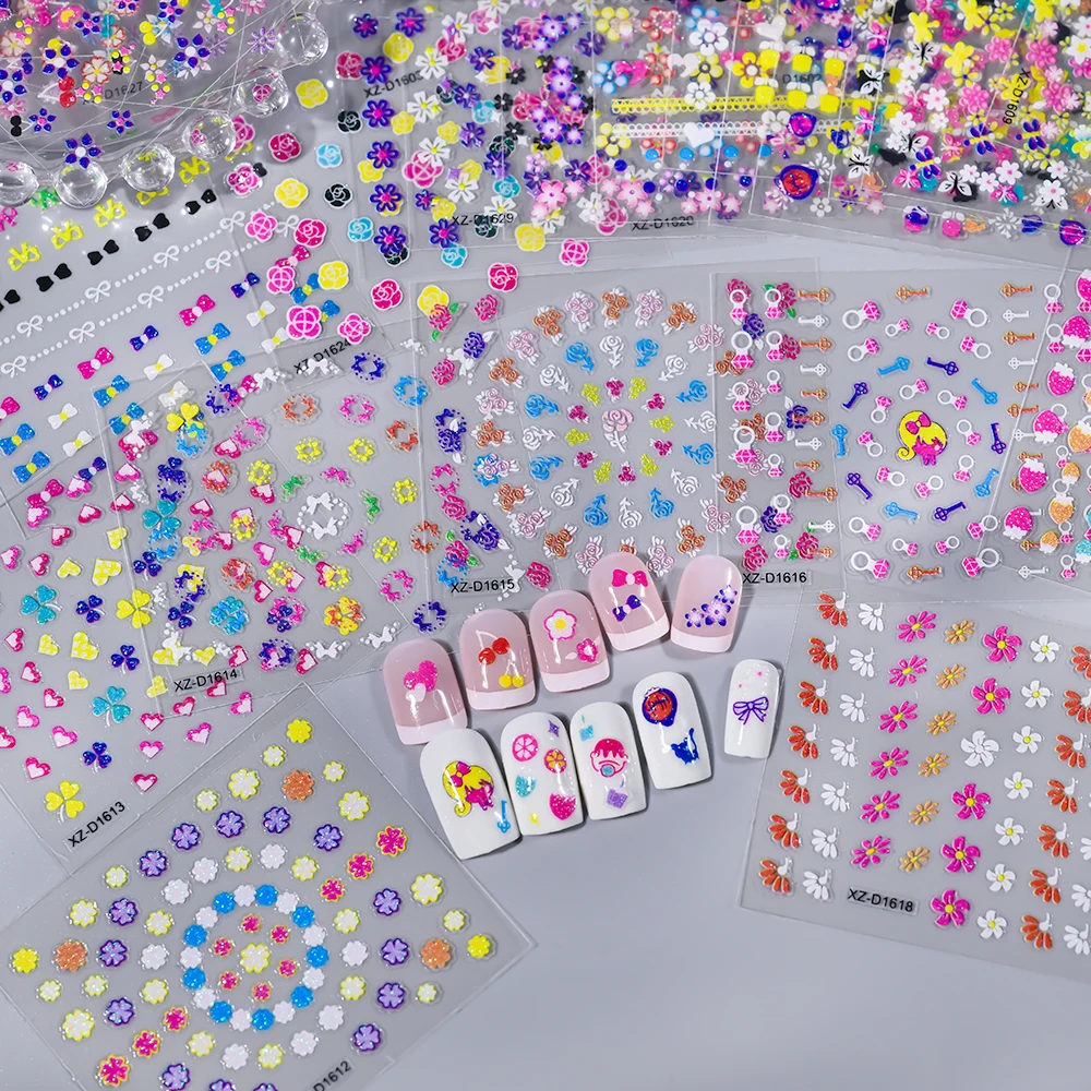 30 Pz/set Glitter Colorati Mini Fiori Unghie Artistiche Adesivo 3D Cinque-Petal Fiorellino/Cuore/Arco Nail Slider Autoadesiva Decalcomania Del Manicure