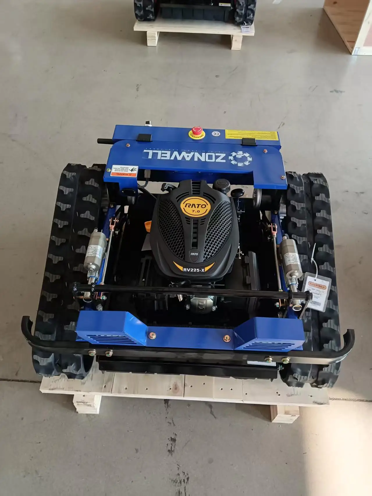 500 مللي متر قابل للتعديل الذاتي 20-150 مللي متر رفع سكين رئيس جزازة العشب التحكم عن بعد مجهزة بجهاز التحكم عن بعد الصناعي