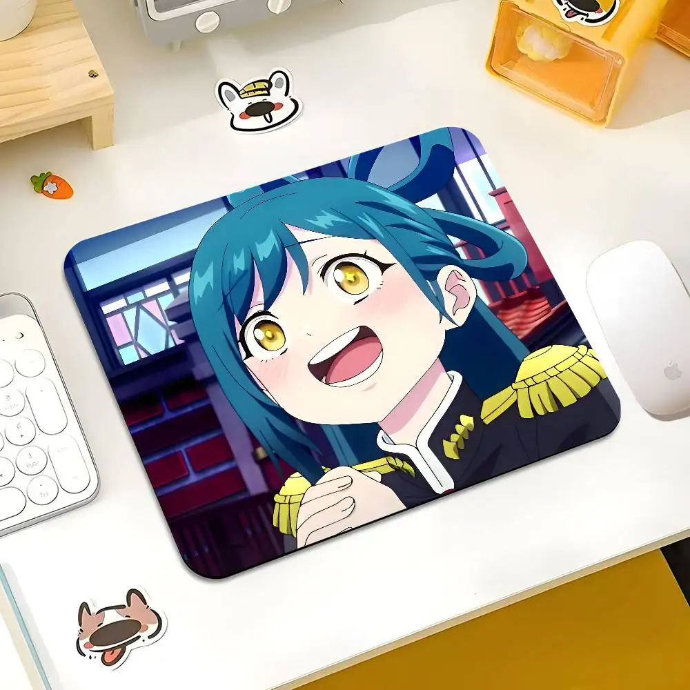 Himari Azuma Chained Soldier Mousepad Small LockEdge Mouse Pad For Gamers Computer Desk Pad Rectangular Anti-slip Rubber