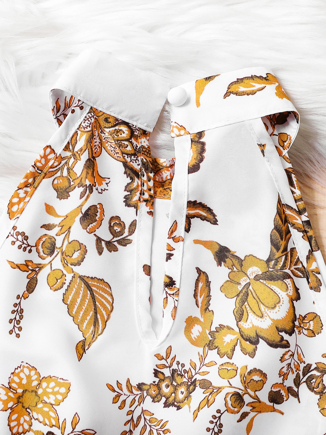 Must-have for summer: elegant floral printed white dress with belt design for vacation and daily wear
