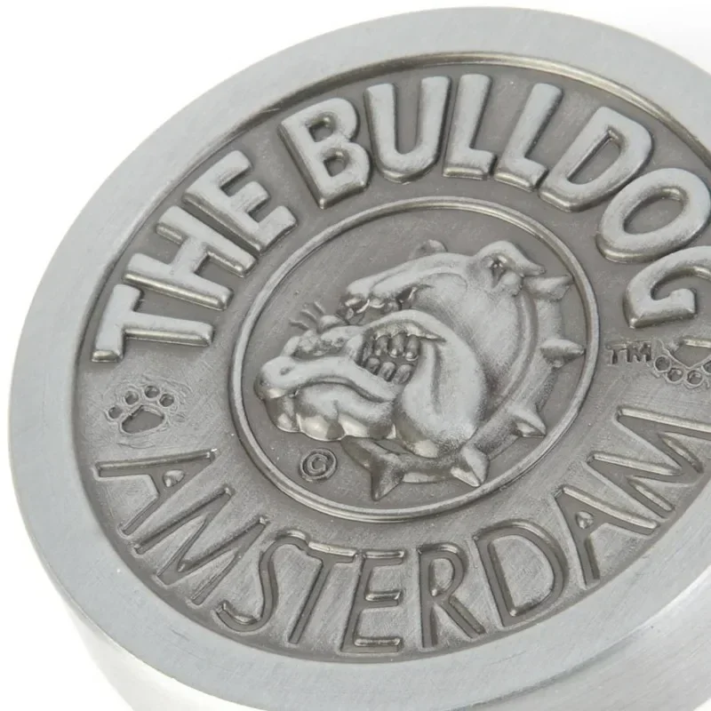 เครื่องบดสมุนไพรโลหะ 40/50 มม. แบบ 4 ชั้น บดด้วยมือ สำหรับบดเครื่องเทศ พริกไทย ยาสูบ หญ้า บดบุหรี่ อุปกรณ์เสริมสำหรับการสูบบุหรี่