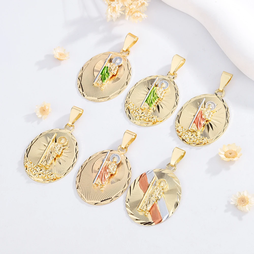 

Ruixi Fashion Copper Plated Gold Car Flower Religious St. Jude Egg-shaped Hip-hop Necklace Pendant Suitable for Party Gifts