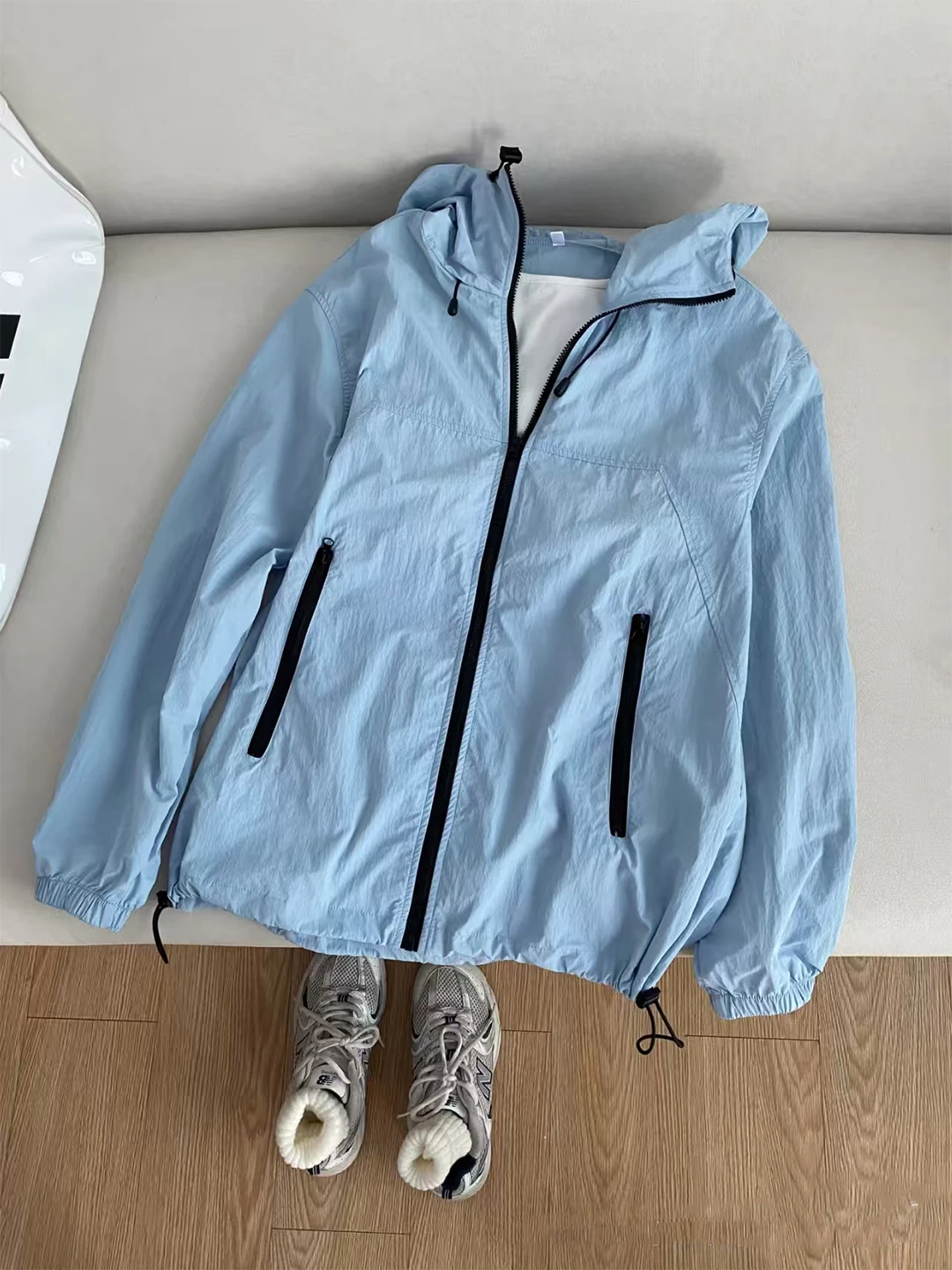 

Мужская летняя дышащая одежда из ледяного шелка для защиты от солнца, тонкая куртка для активного отдыха в горах, повседневная свободная куртка с защитой от УФ-излучения UPF50+