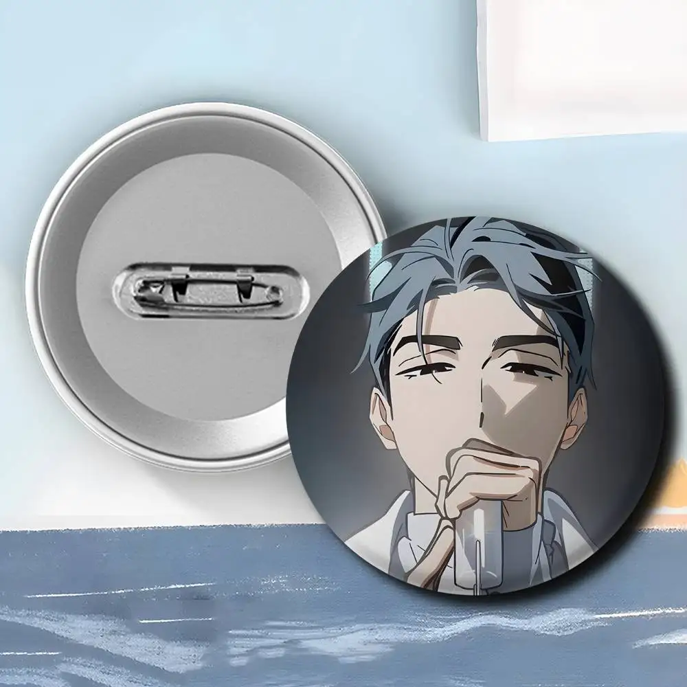 Alien Stage Anime Blechabzeichen 58mm Runde Brosche Ivan Till Mizi Luka Yu Sua Button Pin Rucksack-Deko Fan-Geschenk – Detail 3
