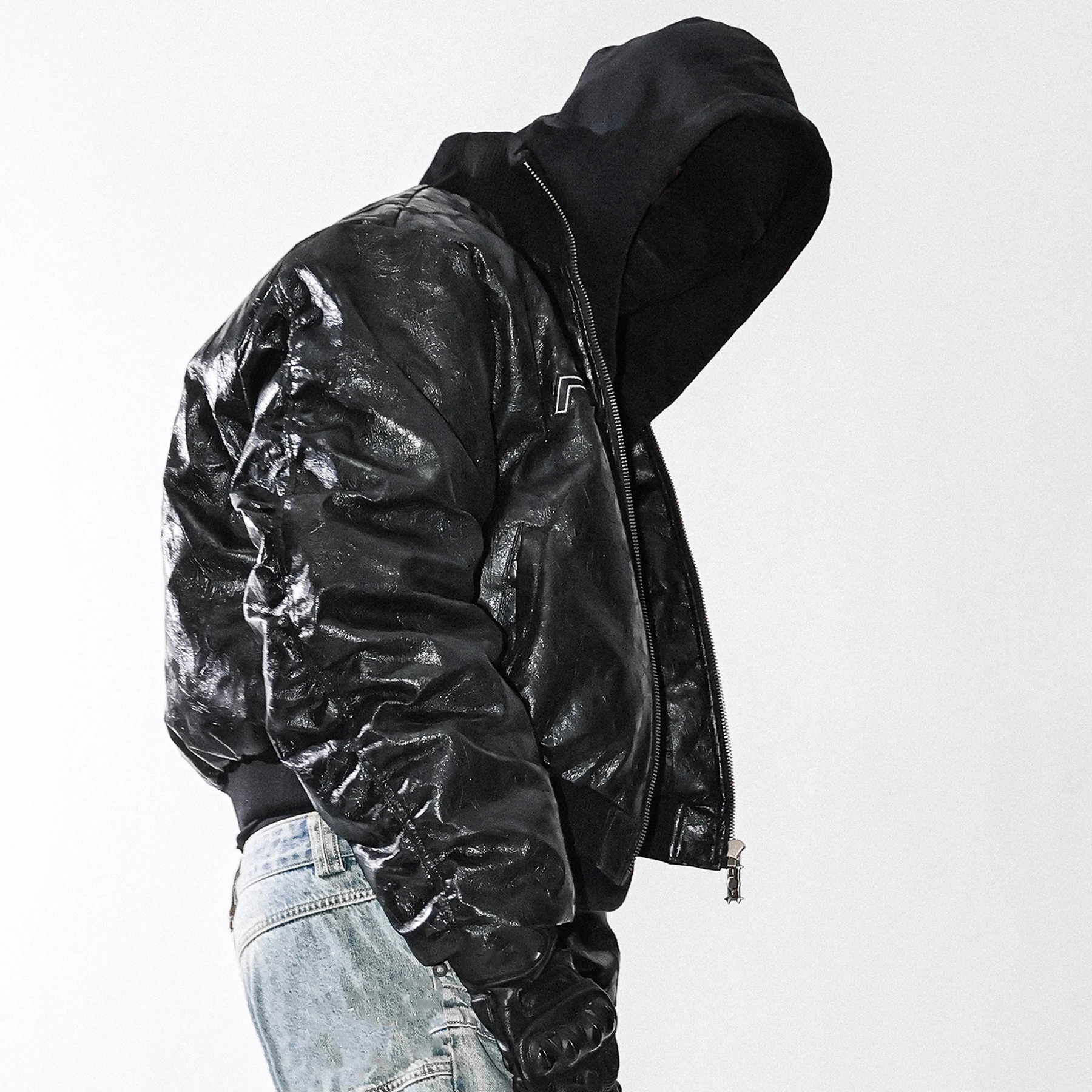 سترة منفوخة مطبوعة من الجلد الصناعي للرجال من NIGO بتصميم محكم للخريف والشتاء ملابس خارجية كاجوال فضفاضة تناسب معطف # NIGO9423Z