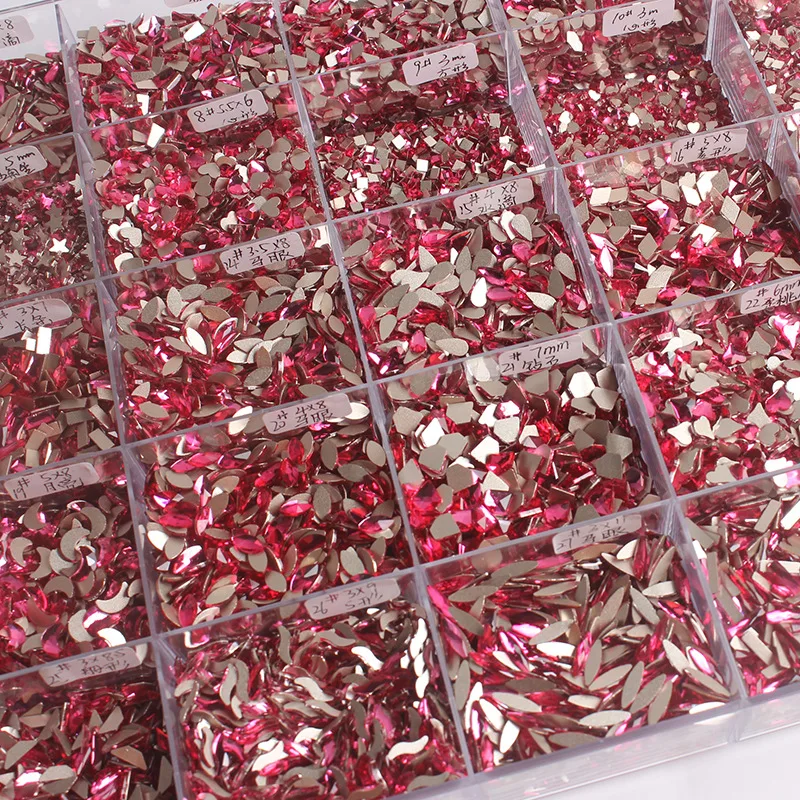 ขายส่ง Rose สีแดงสไตล์กลับเล็บ Rhinestone รูปพิเศษคริสตัลเล็บหิน3D ตกแต่งส่วนบุคคล