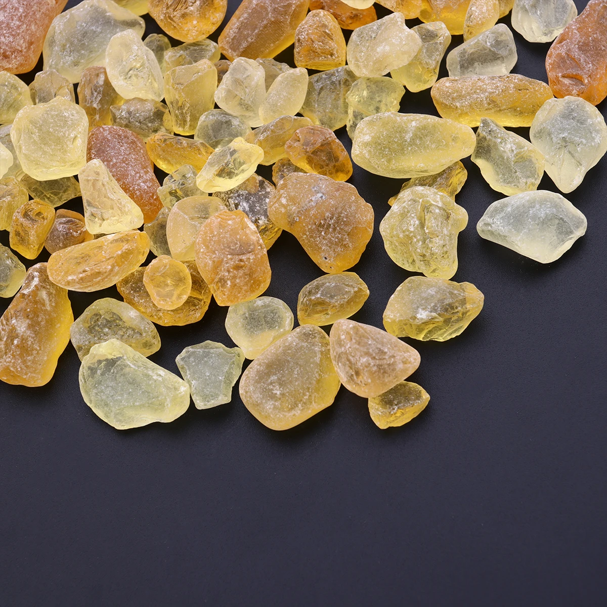 

1 Pack Natural Crystal Tumbled Gravel Fish Tank Decor Pebbles Aquarium Gardening Ornament Amber 500G Safe Durable