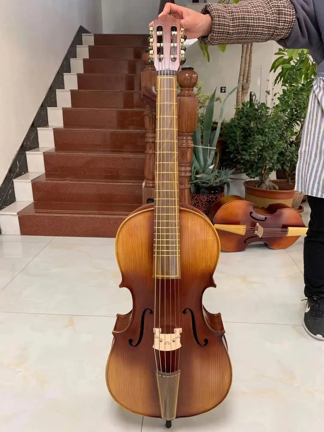 Nice-looking 6 strings 23