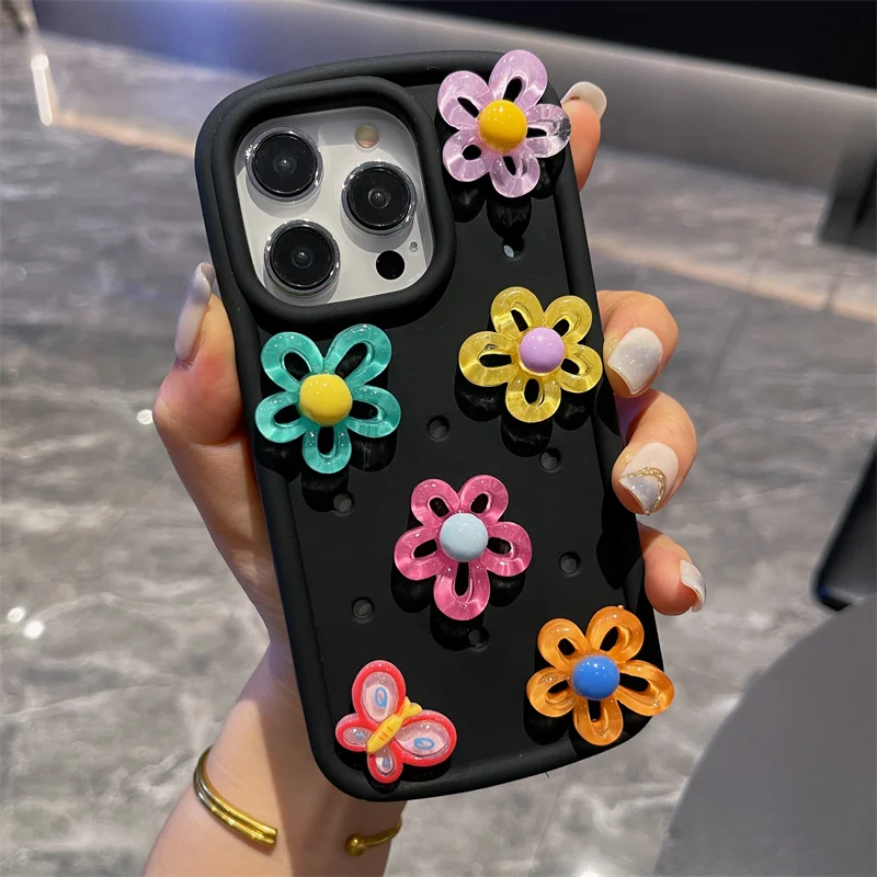 Nueva funda de teléfono con orificio y accesorios de flores tridimensionales para iPhone 11 12 13 14 15 16 pro max