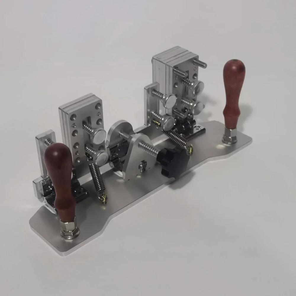 V-Bevel Grinding Jig – Fixed-Angle Fixture for Handheld Belt Sander (Quick Flip Design)