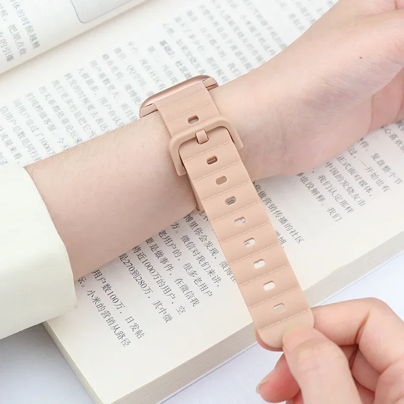 Силиконовый ремешок для Apple Watch, ремешок 45 мм, 44 мм, 41 мм, 40 мм, 42-38 мм, 45 мм, спортивный браслет, серия 10 8 7 6 5 4 SE 9 Ultra 2 49 мм