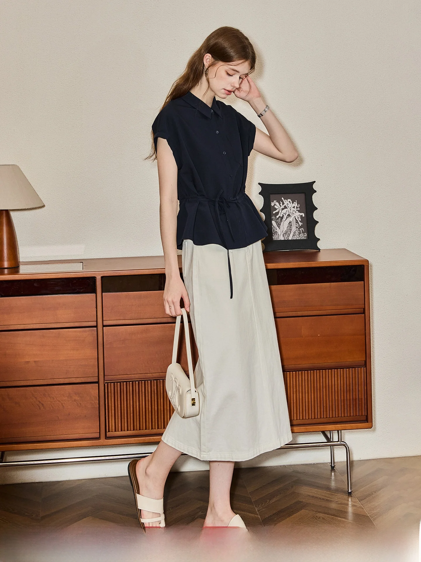 Naked Feel Fiber Drawstring Waist Short Sleeve Shirt Slimming Summer Style Business Casual Korean Loose Fit Button Detail