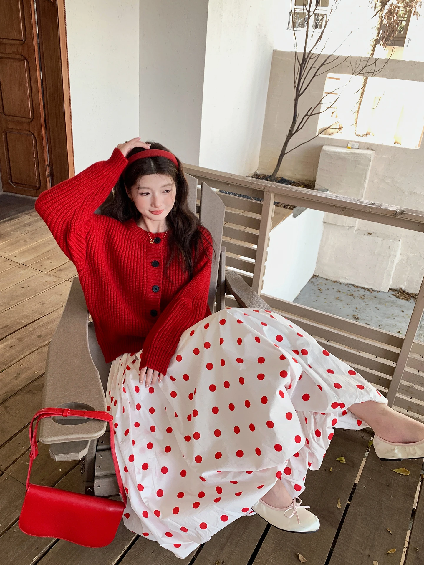 

Красный вязаный кардиган свободного кроя для женщин, осенне-зимняя верхняя одежда, белый, винтажный, модный, в стиле лэйд-фэшн