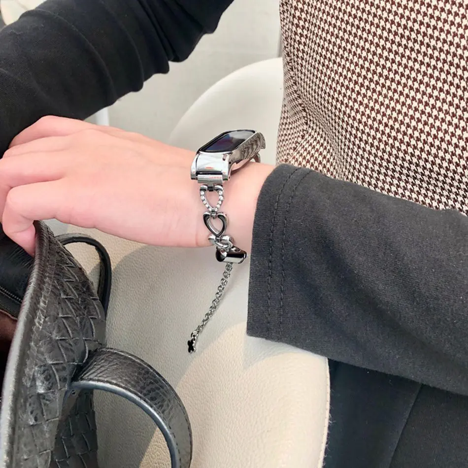 Bracelet de montre en métal pour Xiaomi Mi Band, bracelet coeur, bracelet de remplacement, sangles Correa, mode ins, 8, 7, 6, 5, 4, 3