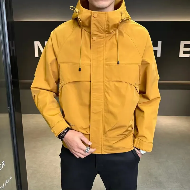 

Новая осенняя мужская куртка-жакет свободного кроя в корейском стиле, универсальная молодежная модель с капюшоном, модный топ для мужчин