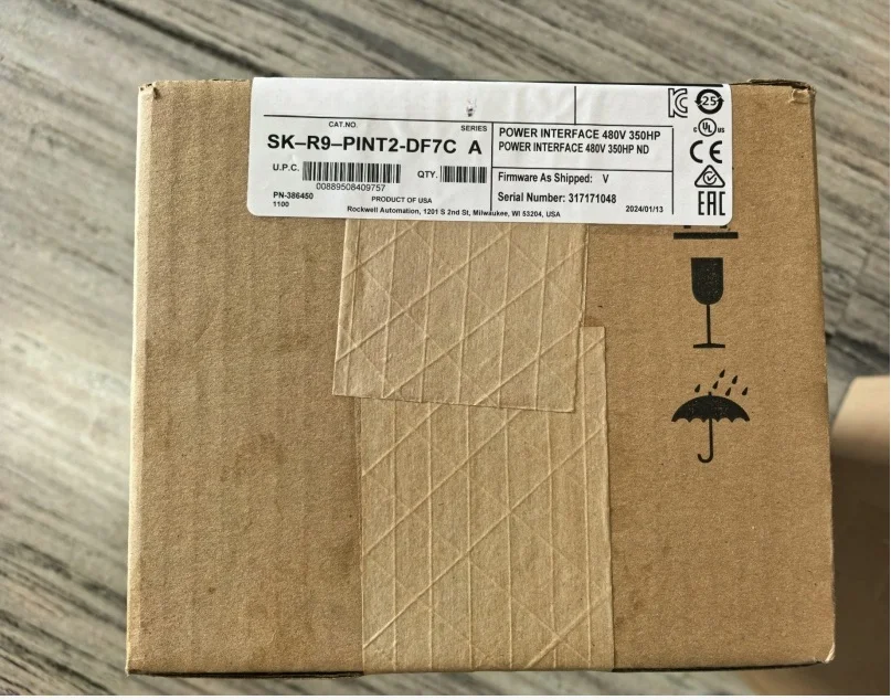 

PN-386450 SK-R9-PINT2-DF7C 480V 350HP New and original control board