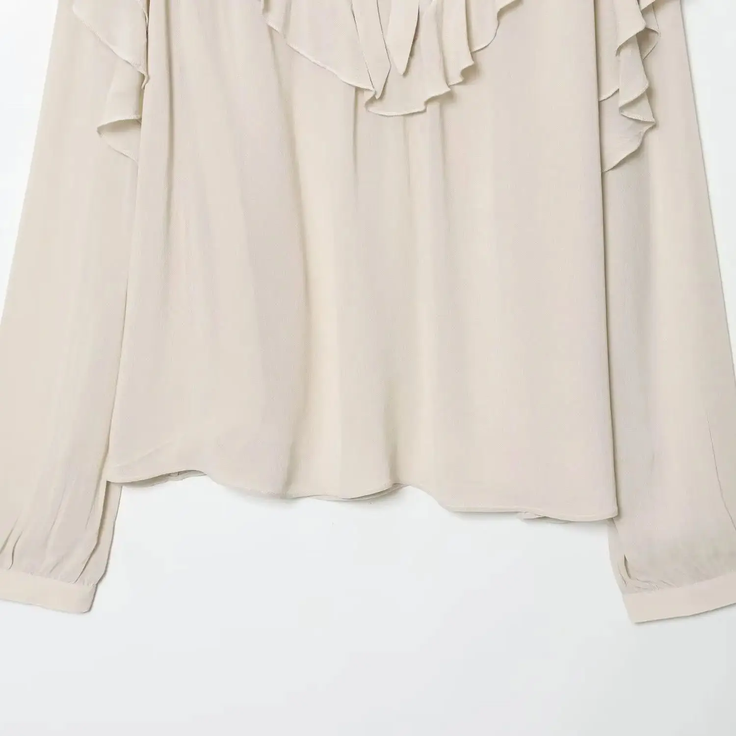 2025年女性ファッション 欧米風 秋新作 ラミネート装飾リボンシャツ レトロ長袖シャツ ブラウス 女性用