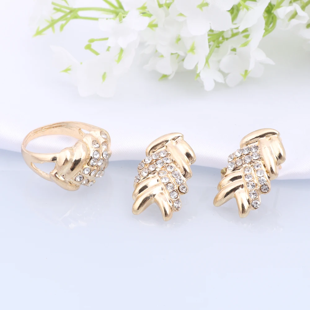 Italian Gold Plated Women Jewelry Set Luxury Design Plant Leaf Necklace Earrings Bracelet Ring Party