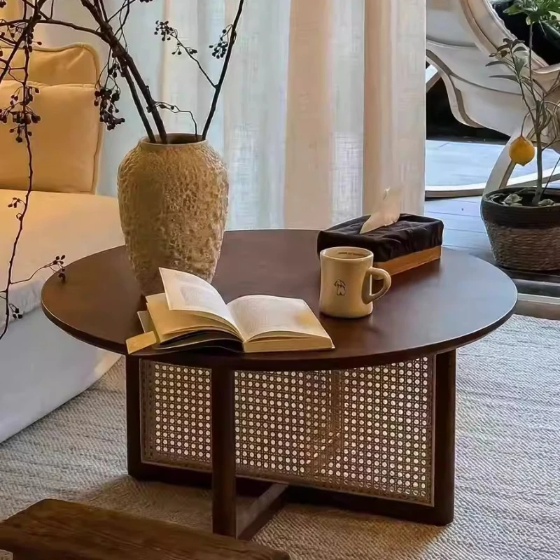 

Журнальные столики в стиле Mid-Century Modern, круглые приставные столики из массива черного ореха, низкие тумбы для небольших помещений, мебель для гостиной