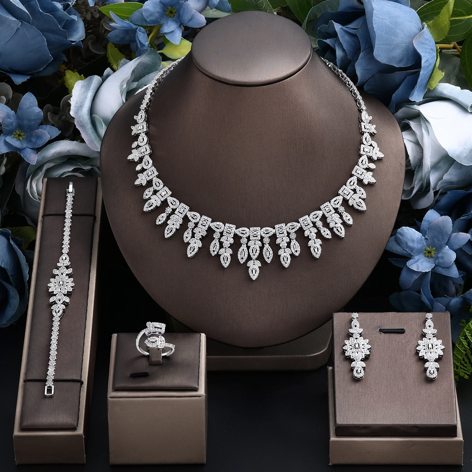 

2024 American Africa Nigeria CZ Zirconia Wedding Necklace 4 PCS Dubai Bridal Jewelry Sets for Women Brides Accessorie