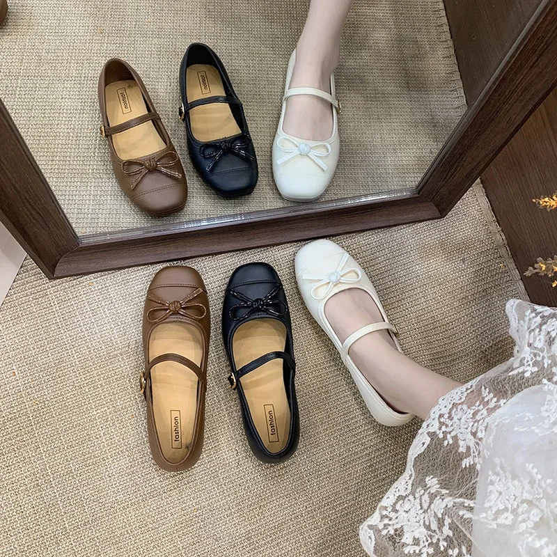 Zapatos de mujer de verano cómodos, antideslizantes, de tacón bajo, sandalias versátiles con lazo de perlas dulces, suela suave, zapatos planos tipo ballet para mujer