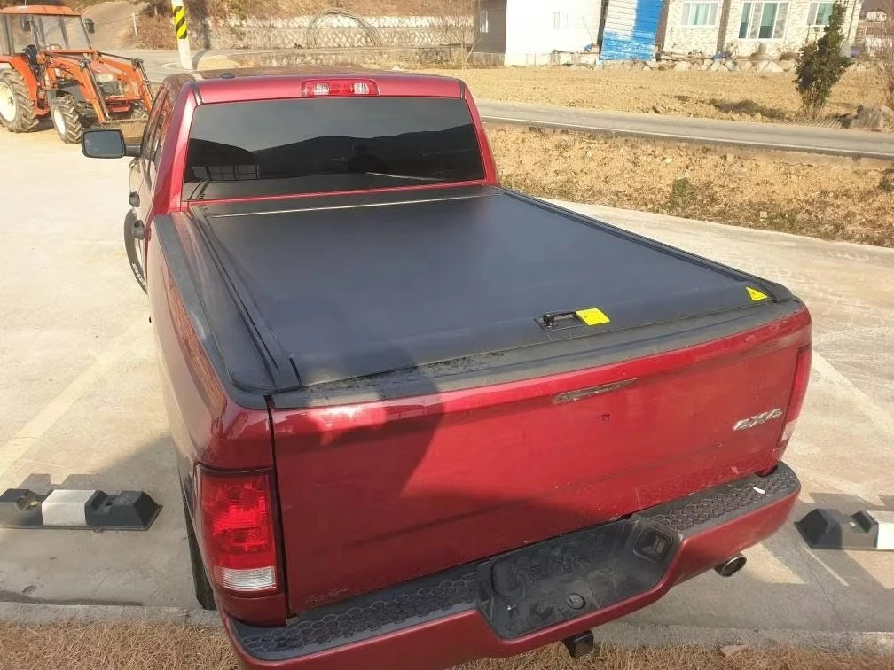 EXTREME Hard Tonneau Cover Aluminum Alloy Truck Bed Cover Roller Lid Waterproof Roller Cover for Dodge RAM 1500 With RAM Box 4