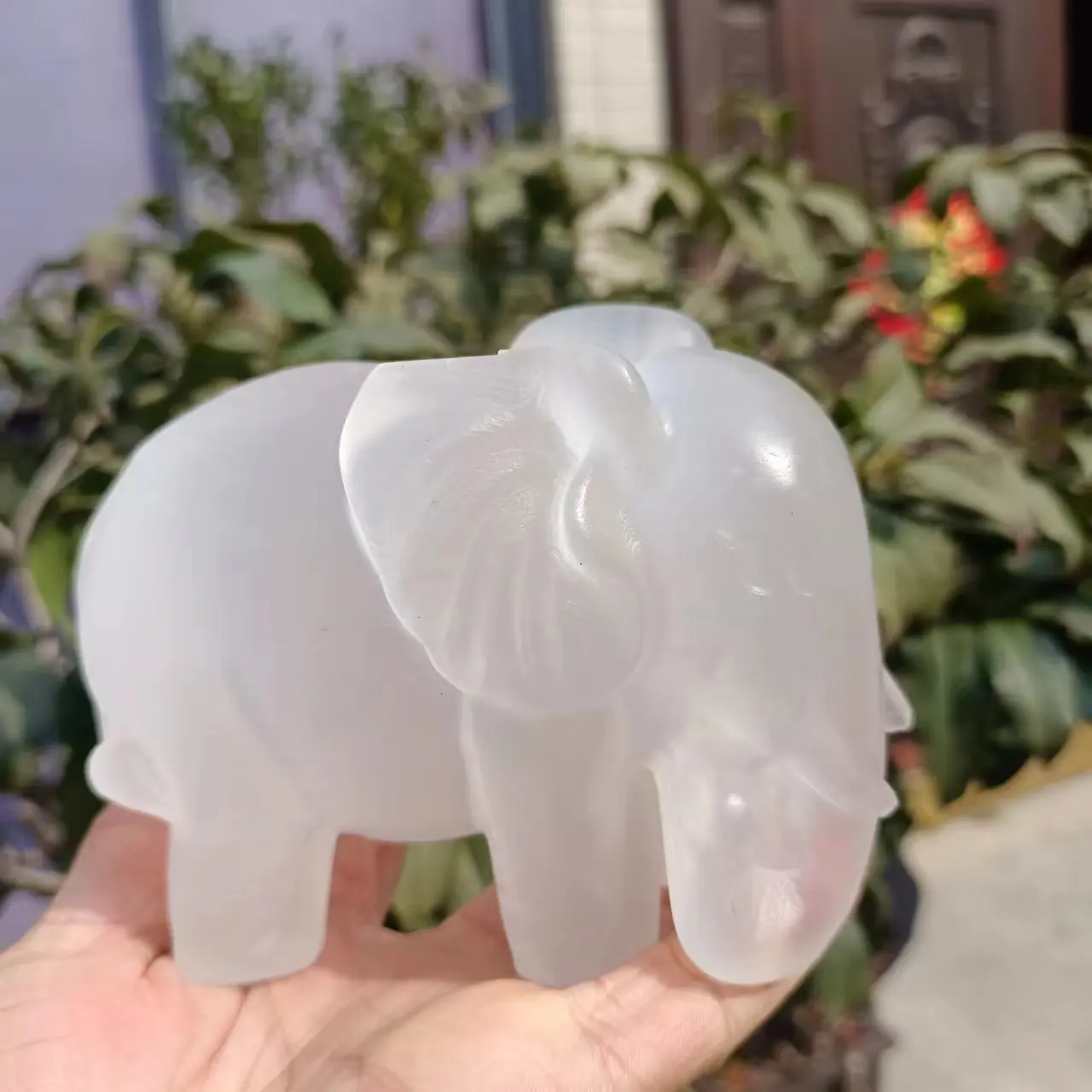 

Natural Moroccan Transparent gypsum Elephant,Quartz Crystal gypsum Mineral Reiki Healing Stone,Degaussing Decor