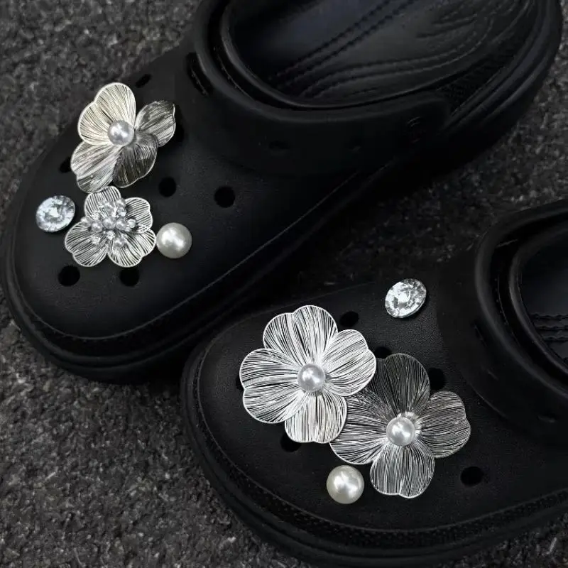 Rhinestone Encrusted Metal Flower Shoe Accessories 8Pcs Detachable Charms for Wedding Shoes Evening and Formal Events