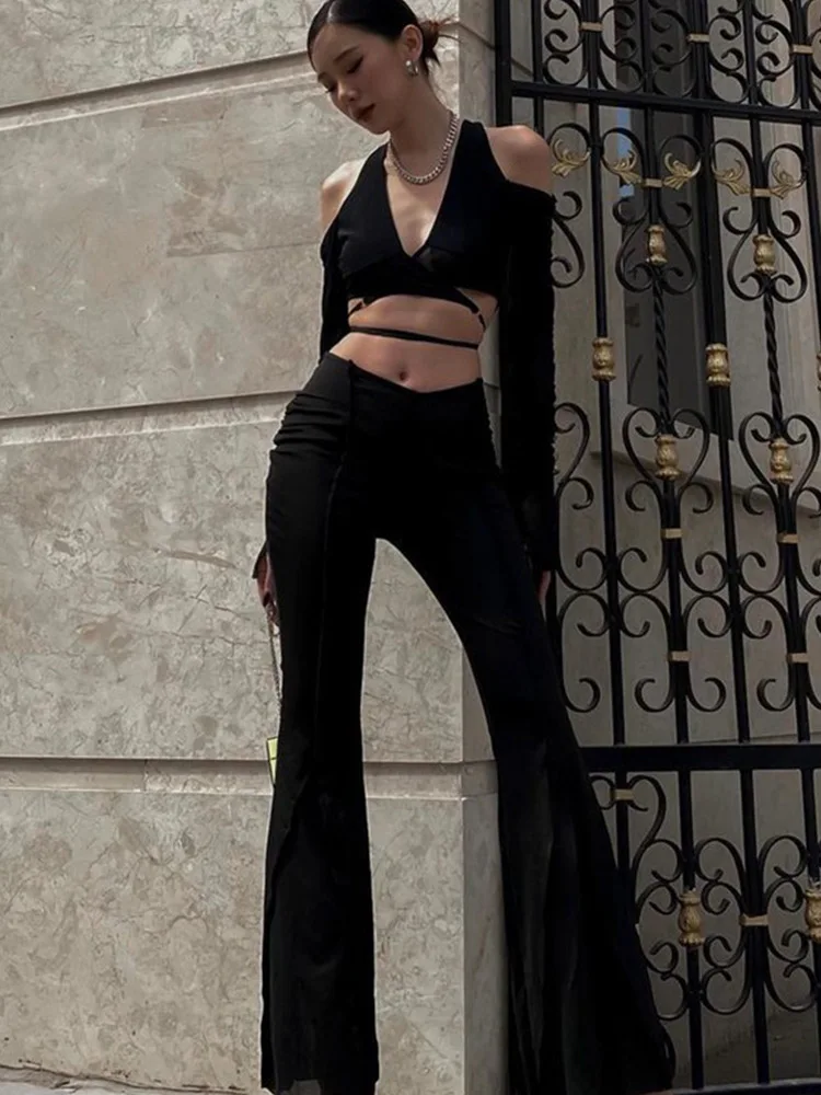 Sexy Black Crop Tops Streetwear Women Fashion 2025 Lace Up Bandage V Neck Cut Out Long Sleeve T Shirts