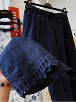 2025 nuevo verano azul marino cintura elástica pantalones casuales mujeres estilo chino encaje Patchwork ahueca hacia fuera los pantalones finos de piernas anchas