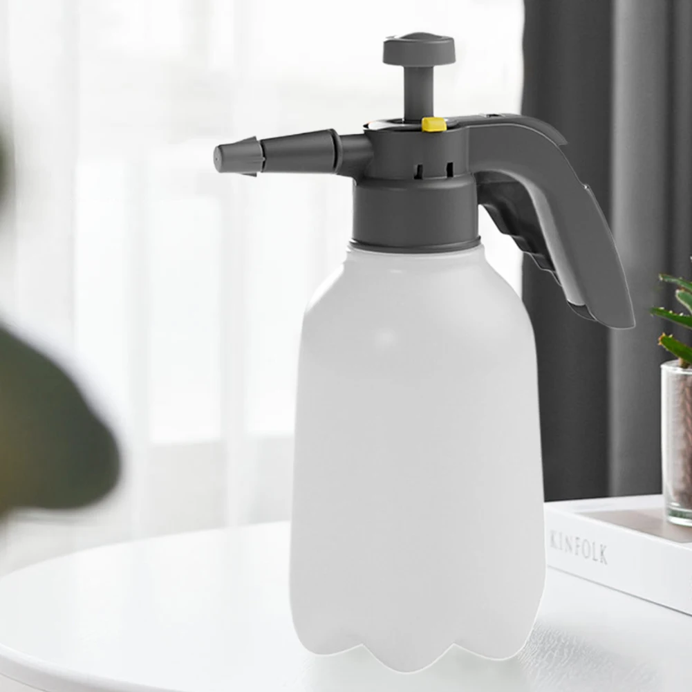 

2L Air Compression Garden Sprayer Sprinkler Air Pressure Spray Bottle Watering Can Sprinkler for Watering Flowers Plant