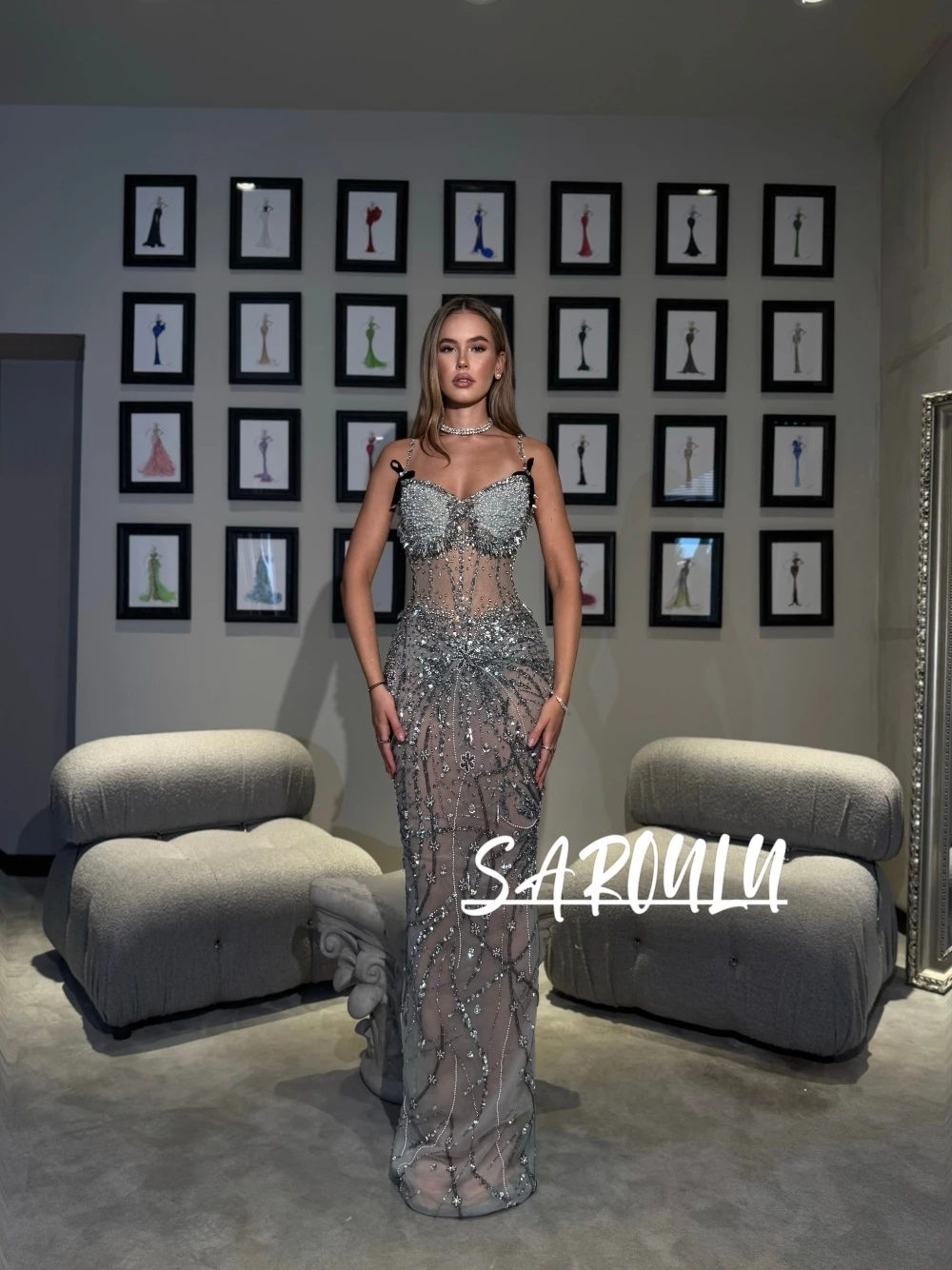 

Sexy Spaghetti Strap With Black Bow Formal Evening Gown Shiny Rhinestones Pearls Embellished Straight Delicate Richly Prom Dress