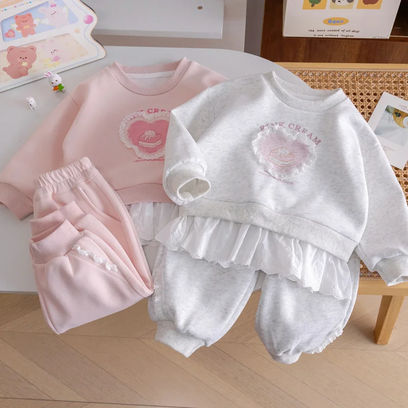 

Girls Suit25Autumn New Style Girl Baby Patchwork Lace Sweatshirt Casual Jogger Sweatpants Fashionable Two-Piece Set