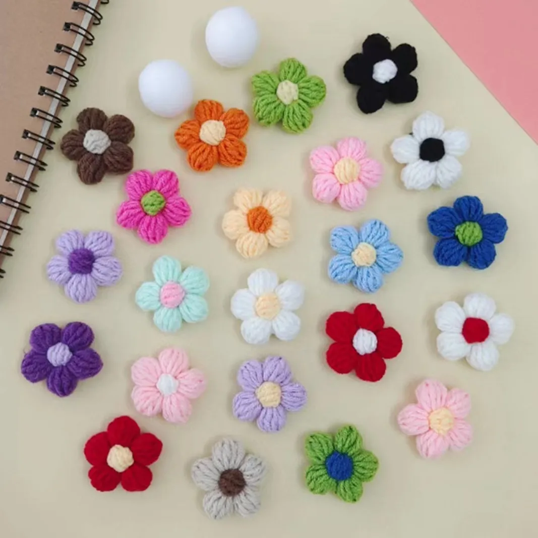 Mão-tecido Lã Flor 20PCS Mão Gancho Puff Flower Patch DIY Hairpin Corsage Sapatos Chapéus Gift Acessórios Adesivos