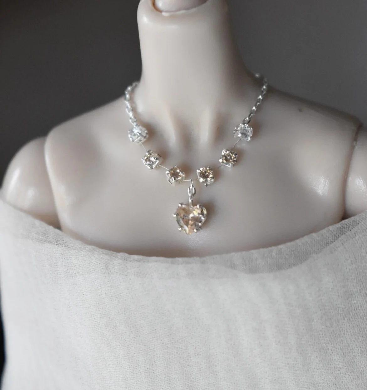 bijoux-pour-poupee-collier-exquis-accessoire-pour-poupee-a-l'echelle-1-6-livraison-gratuite