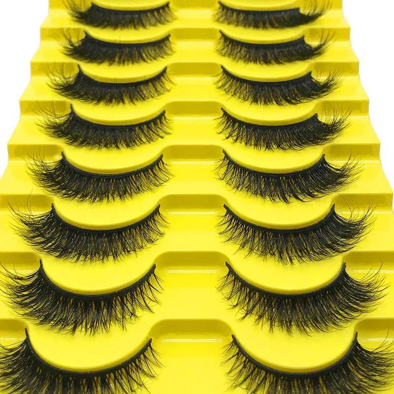 10 par rzęs Cat Eye Lashes Faux Mink Eyelashes Naturalne długie rzęsy Full Strip Lashes Winged End Eye Elongated Fake Lashes Soft Eyelashes