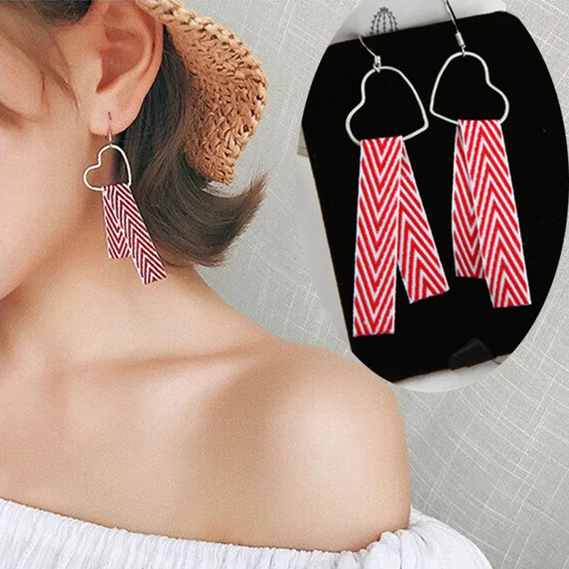 2026 Harajuku Fashion Simple Love Heart Stripe Ribbon Stud Earrings Wholesale Jewelry Gifts Vintage Ethnic Long Tassel Earrings