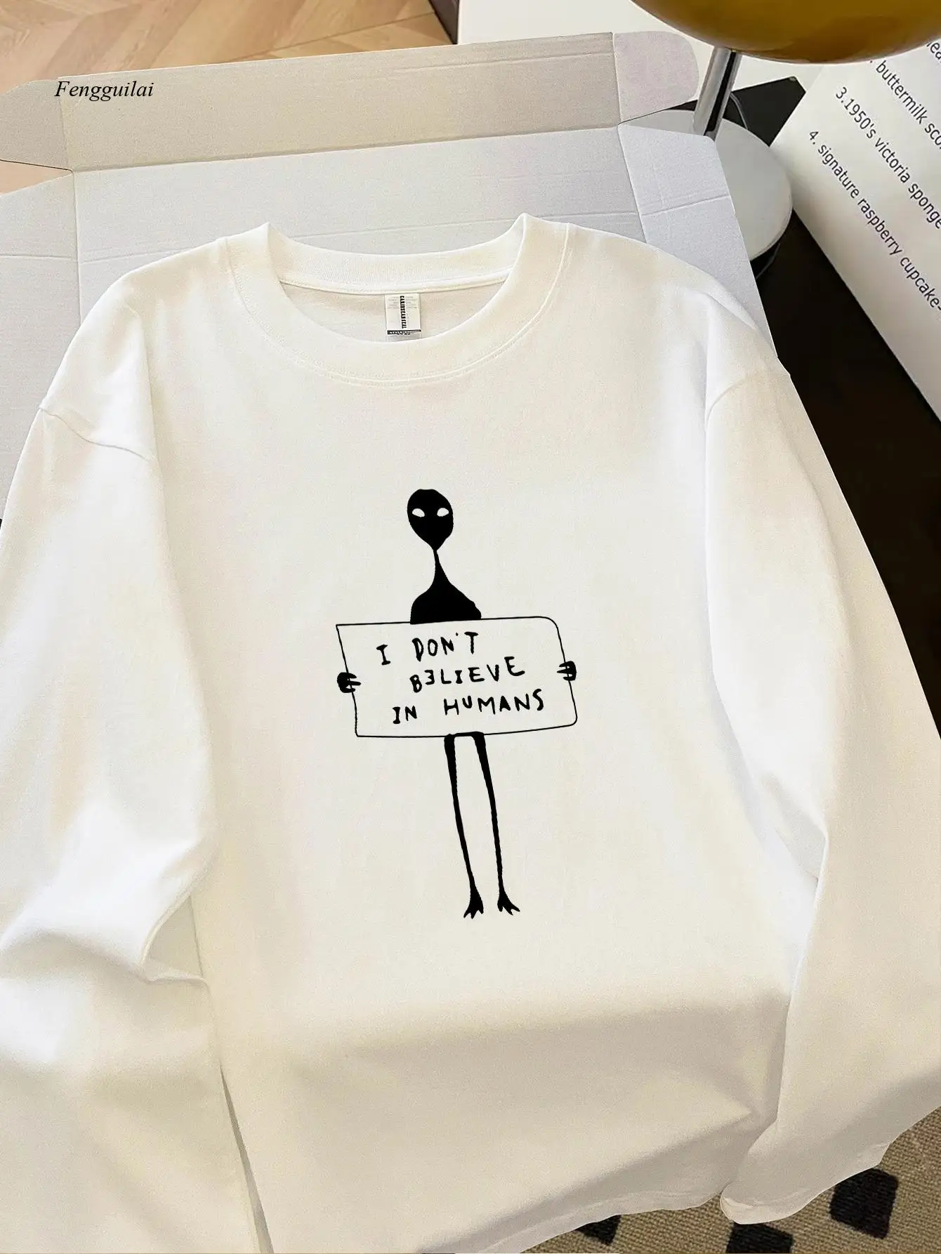 Funny Alien Graphic Long Sleeve T-Shirt - Beige Crewneck Shirt with 