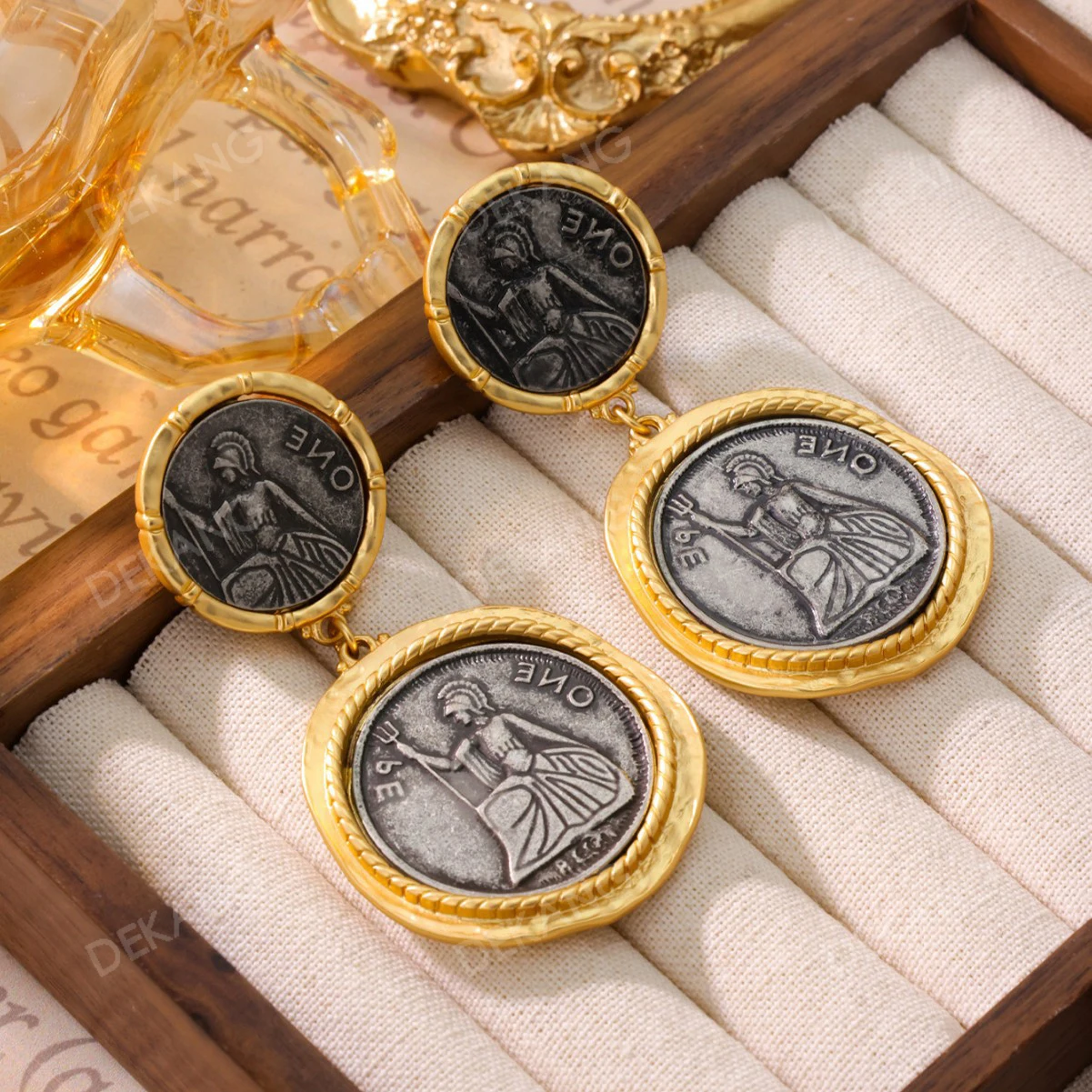 

Серебряная игла s925, древняя монета, ретро-портрет, гальванические золотые серьги-гвоздики