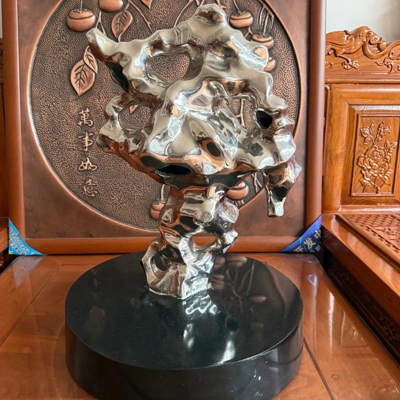 Modern Home Decorations Stainless Steel Abstract Sculpture Dining Table Decorations Interior Decorations
